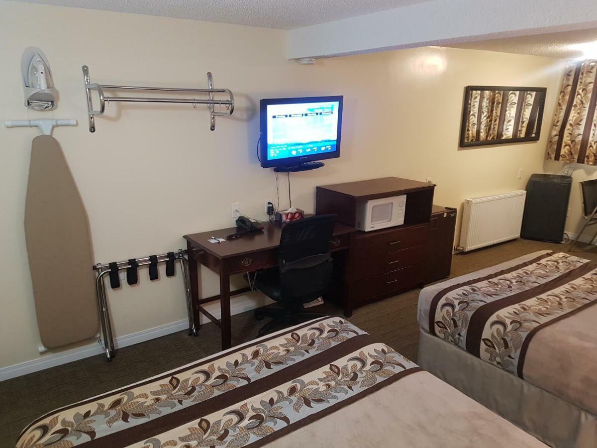 Parkway Motel & European Lodges Pincher Creek Εξωτερικό φωτογραφία