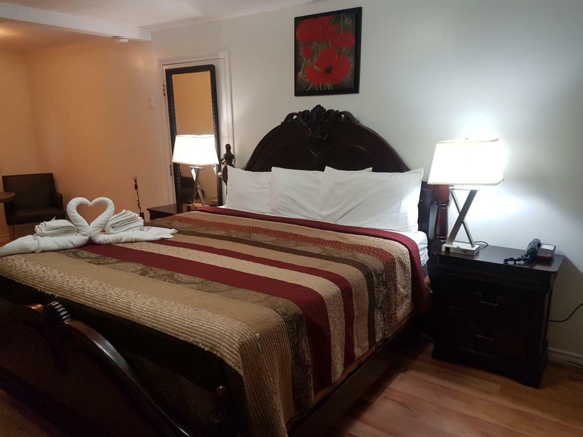 Parkway Motel & European Lodges Pincher Creek Εξωτερικό φωτογραφία